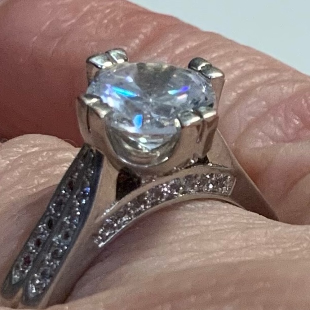 Stunning Solitaire Ring Sterling Silver - image 6